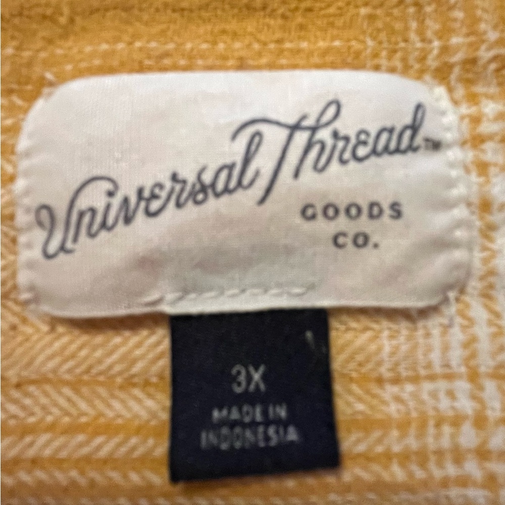 Universal Thread Honey Gold Plaid Women’s Shirt - Picture 9 of 11
